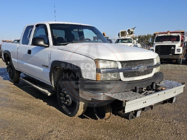 2005 Chev 2500HD Silverado 2500HD REM_1830-HR - Image 2