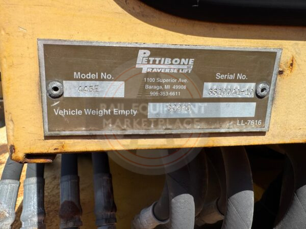 2010 Pettibone 445E Work ready 445E HyRail Speedswing REM_1847-SS - Image 8